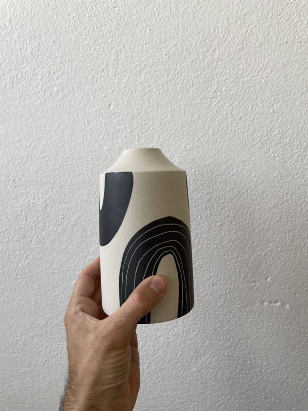 VASES SGRAFFITO M (COL BEIGE) – Image 2