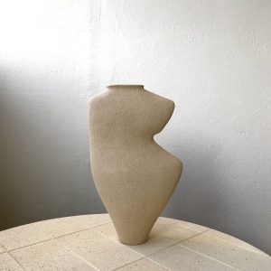 Scultpure Vase Dancer