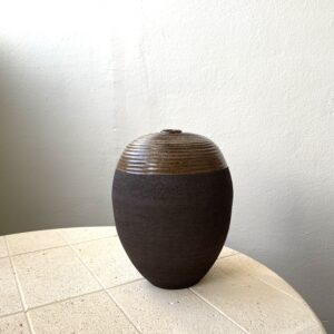 Vase grès noir STRI